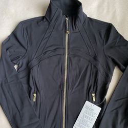 black Lululemon size 2