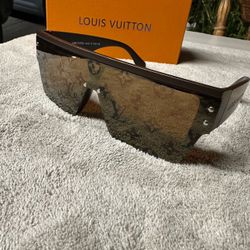 Louis Vuitton Shades-New!