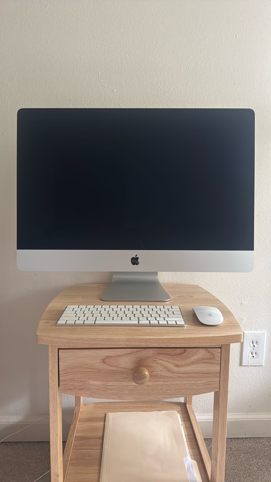 2020 iMac 27 inch, 16gb ram, 500gb ssd