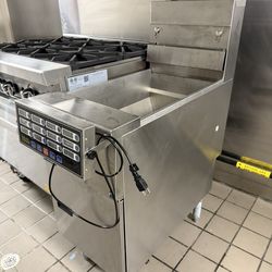 🔥 PITCO COMMERCIAL DEEP FRYER – 2023 MODEL – LIKE NEW