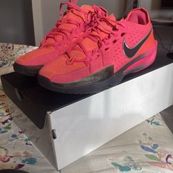 Nike Gt Cut 3 Hyper Pink size 11.5 men’s