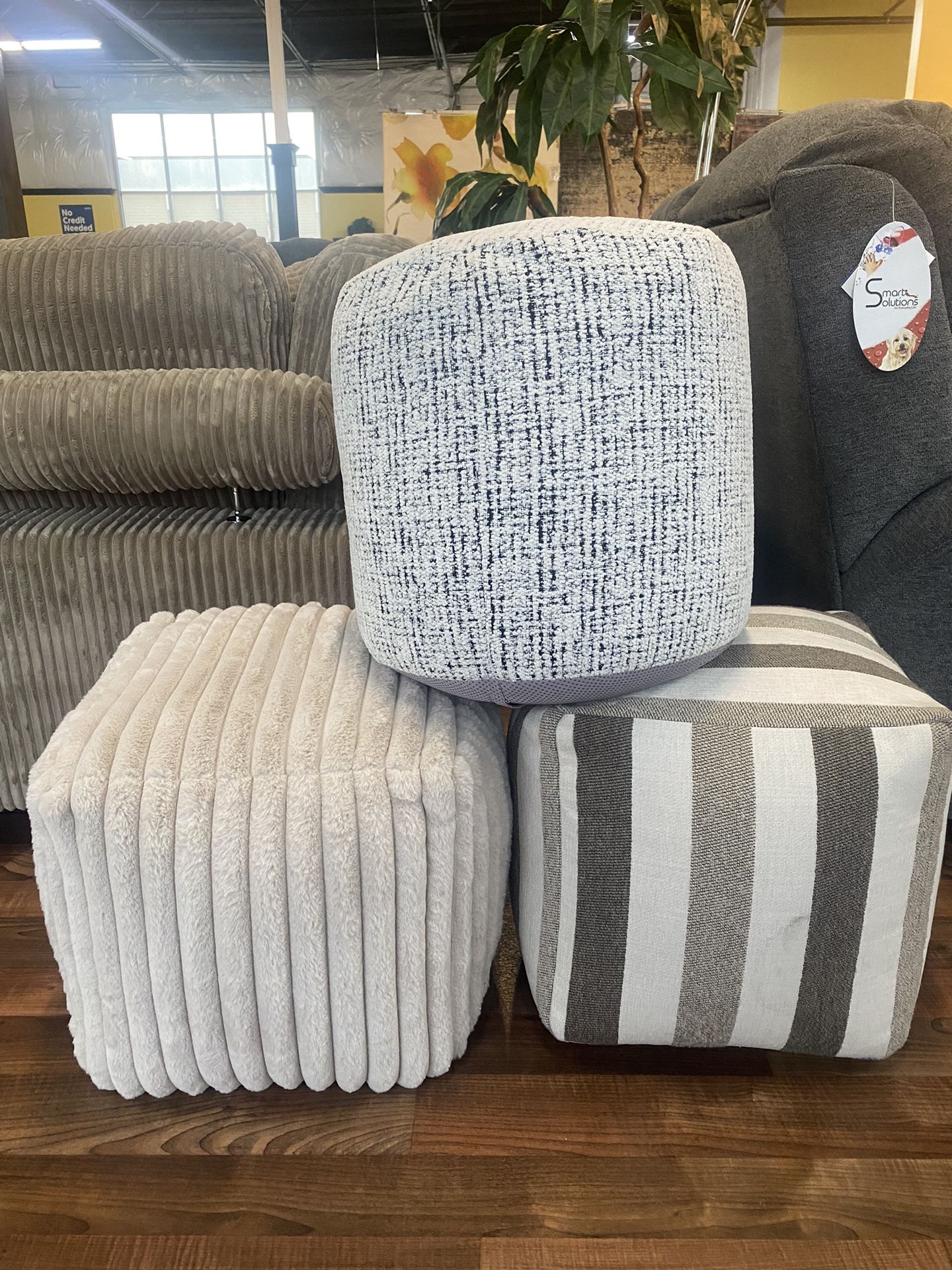 Pouf Ottomans