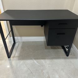 $25 Like New Black Desk For Sale Kendall Miami