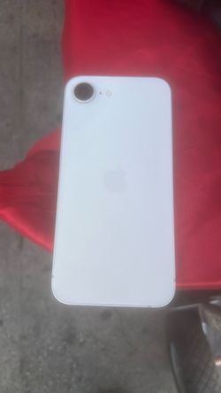 iPhone 16e