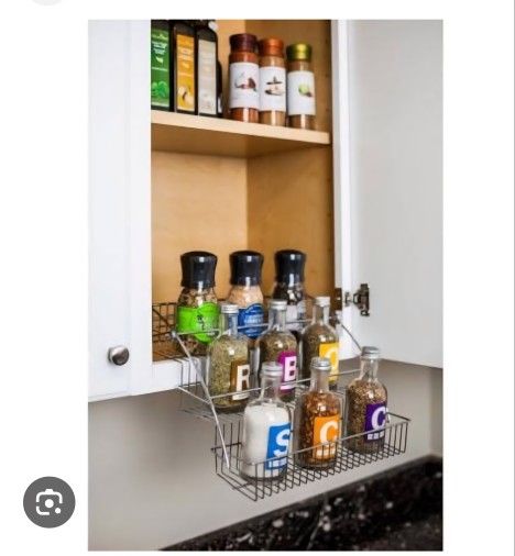 Pull Down Spice Rack