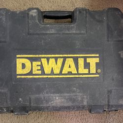 PLS READ!!!Dewalt Mechanics Tool Set REDUCED