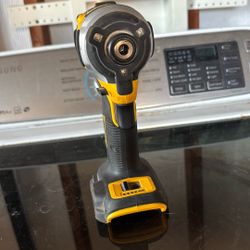 Dewalt Drill 20 V