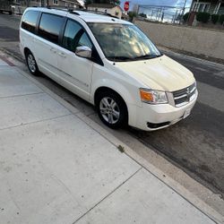 Dodge Caravan