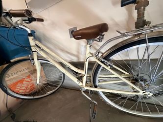 Schwinn Women's Gateway 700c/28" Hybrid Bike
