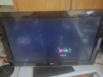 32" LG Tv