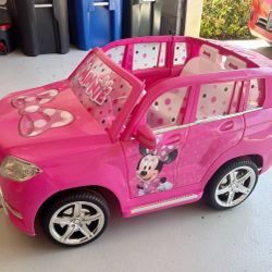 Mercedes Minnie Mouse Toddler Car