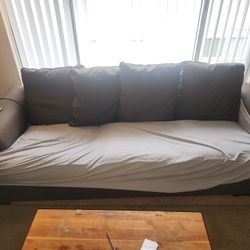 Free Furniture And Local Delivery 