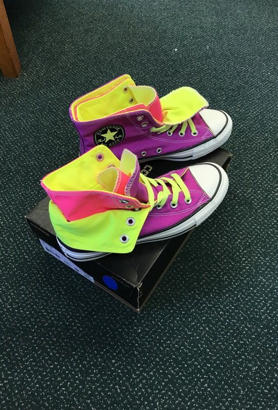 Brand New Two Fold Converse Size 7 Women’s Shoes Unique Sneakers Great Christmas Gift. One of a kind find.