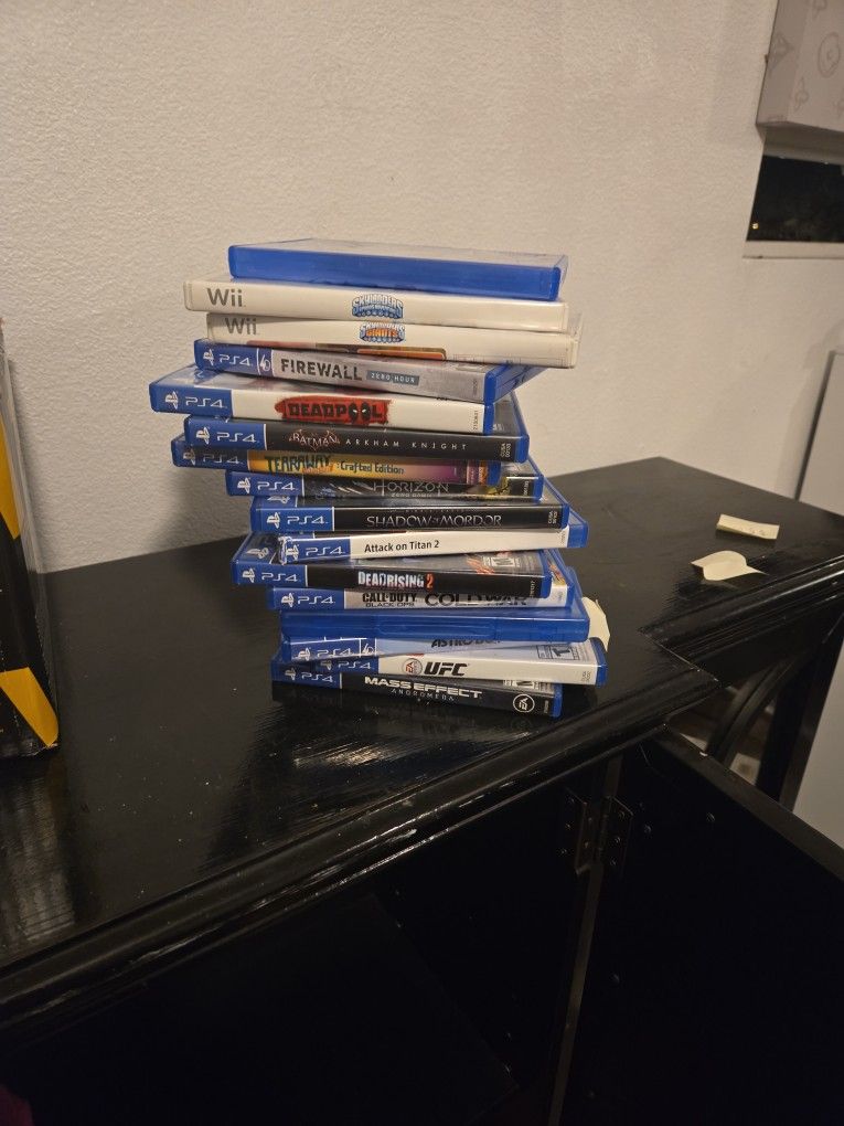 Ps4 Games and Wii Games