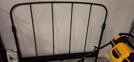 Free full size pipe frame headboard