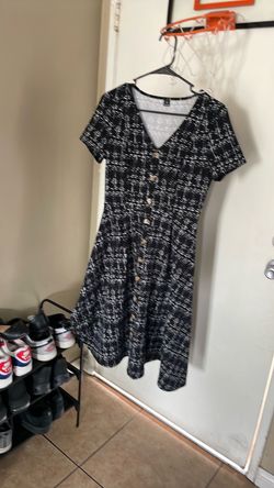 Black and White Print Button-Front Midi Dress