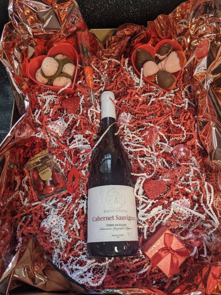 Valentine/ San Valentín / Galentine Day Gifts
