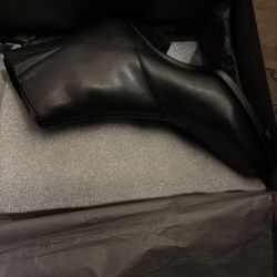 Lenora Boots