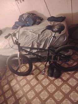 Mongoose bmx rebel bike