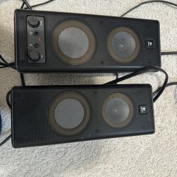 Logitech X-140 Stereo Computer  Speakers  