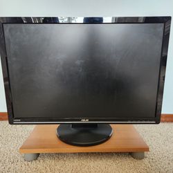 Computer Monitor with HDMI, DVI, and VGA Cable