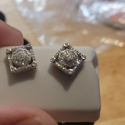 1.5 cts Silver Moissanite Earrings 