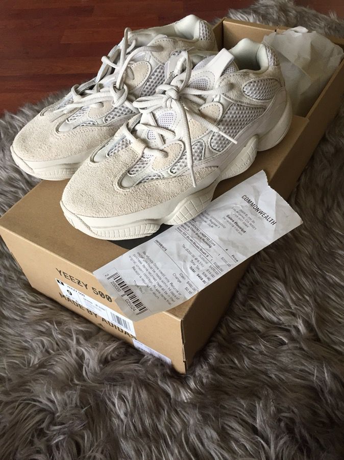 Brand NEW yeezy 500 BLUSH size 10, 9 and (notrades)