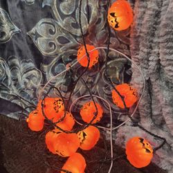 Halloween 10 Orange Jack O'Lantern Pumpkin Lights Indoor/outdoor Black Wire 