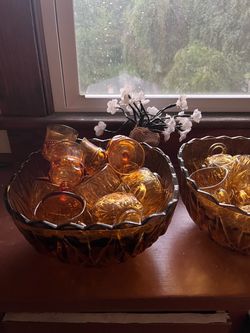 Glassed bowl and cups