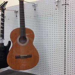 Acoustic. Guitar. Catala