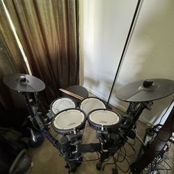 Roland V Drums TD-1DMK