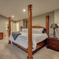King Bedroom Set