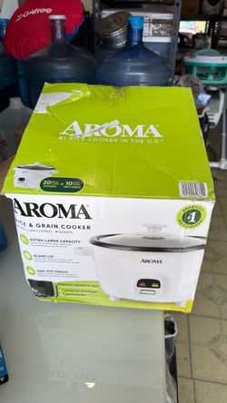 Rice cooker new open box $25