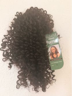 Drawstring ponytail