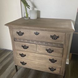 Stanley furniture Dresser Make Me An Offer SOLID WOOD