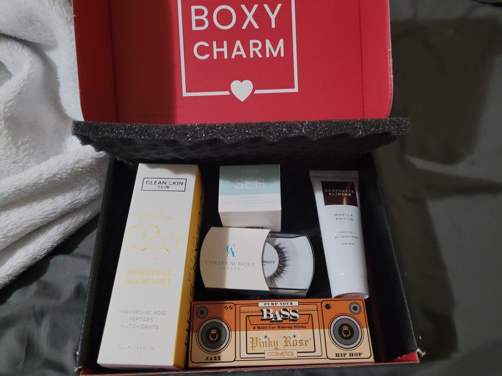 BoxyCharm Box Filled With Goodies