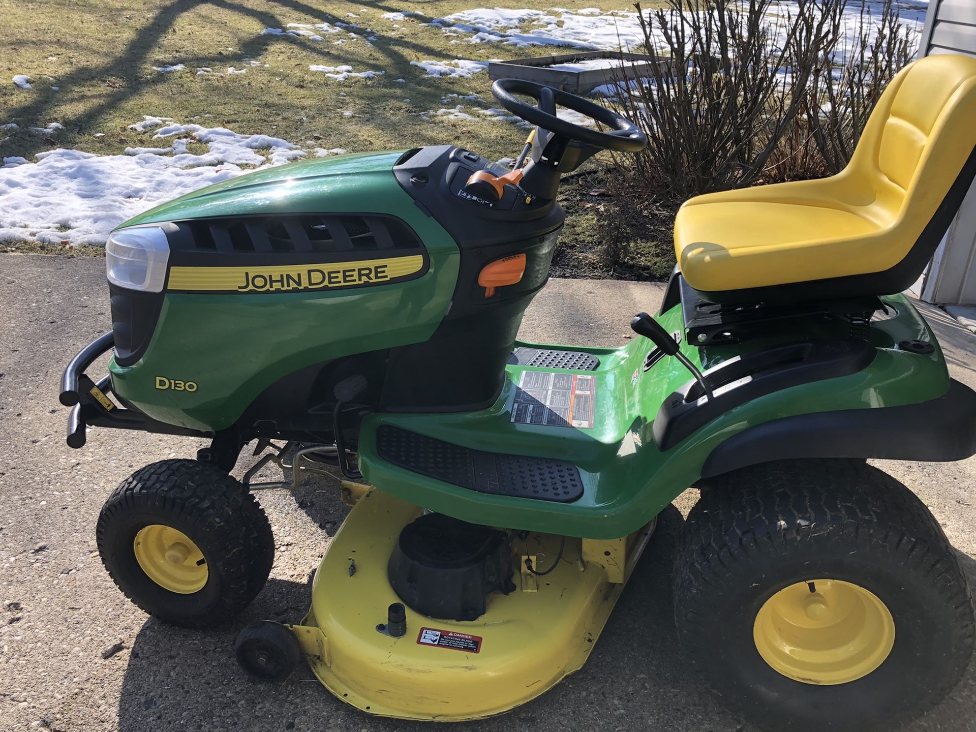 John Deere D130 riding lawn mower for Sale in IL, US OfferUp