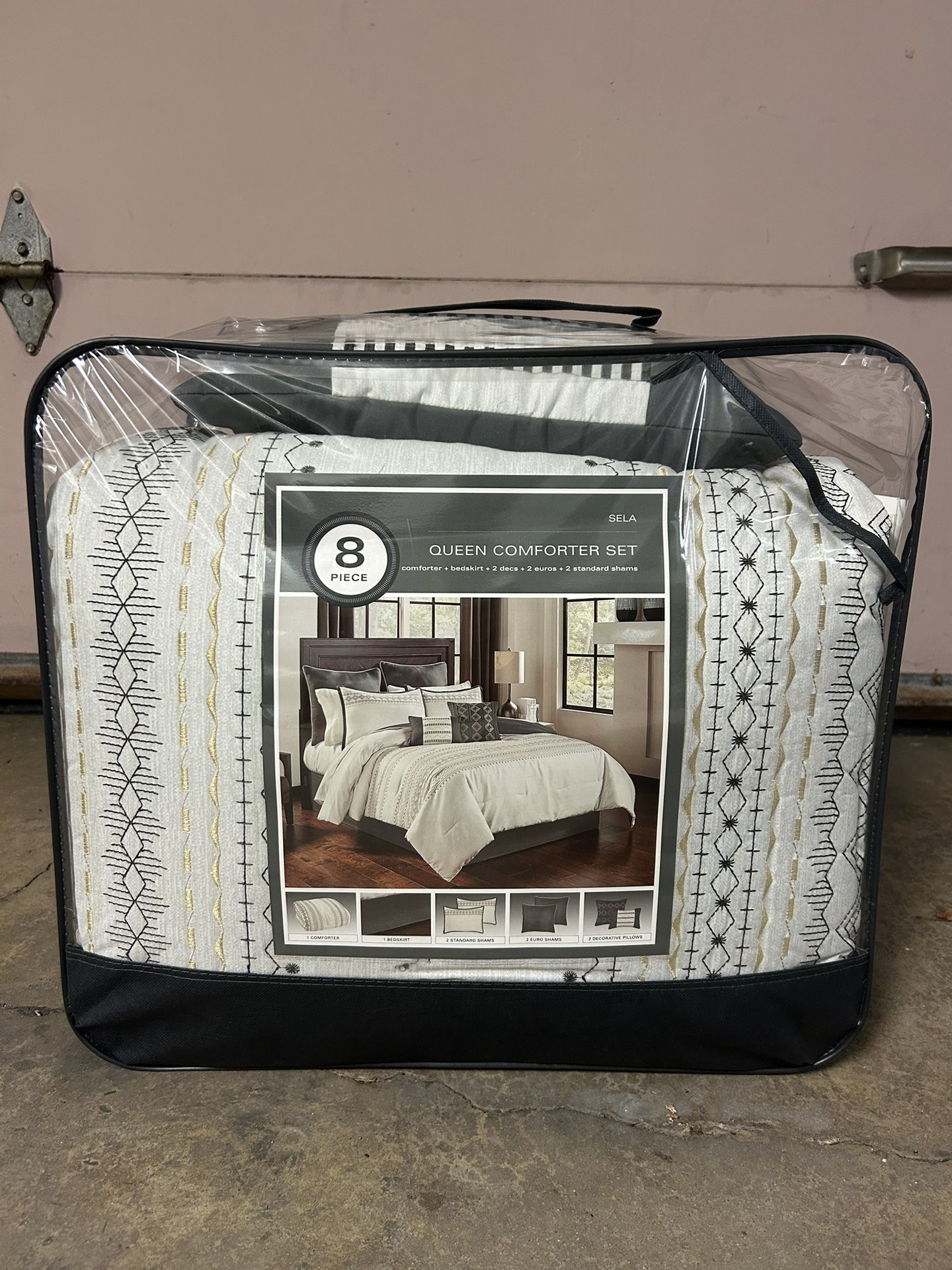 8 Piece Queen Comforter Set