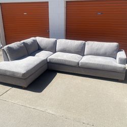 FREE DELIVERY!! Gray Sectional 