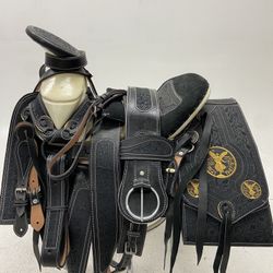 Nueva Montura Charra Super Bordada Con Cantinas Cuadradas
