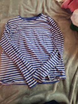 Blue and white striped longsleeve