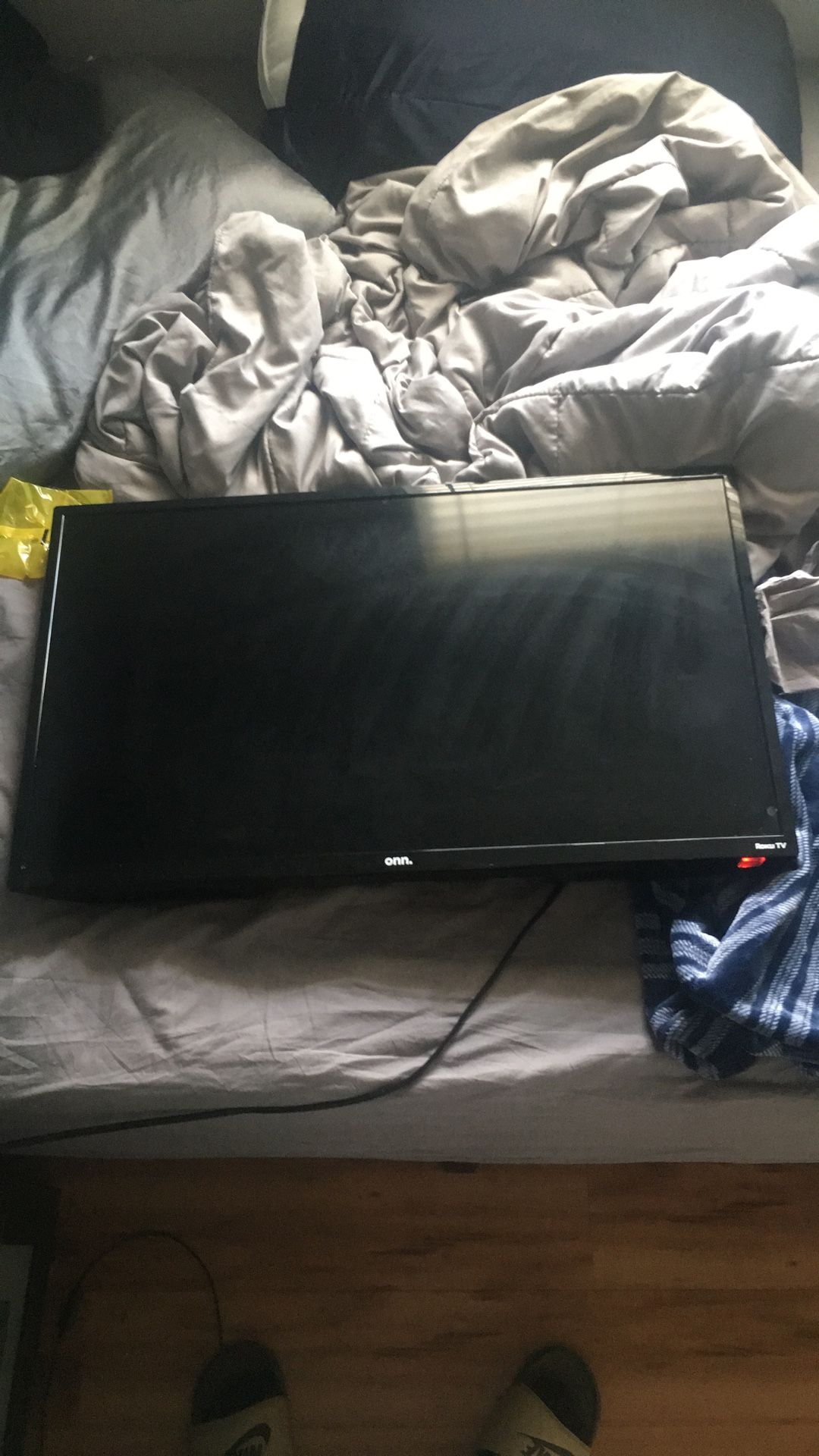 “32” Roku Tv