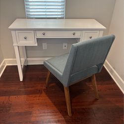 Desk & Chair