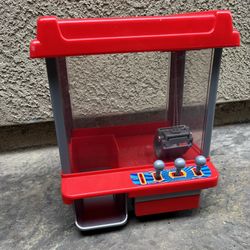 Mini Arcade Claw Machine
