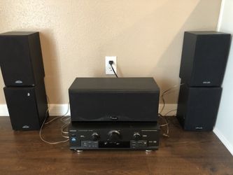 Great sounding complete Stereo system. Comes with Technics Receiver SA-DX950 with remote, four Polk Audio bookshelves speakers model R10 and one Polk