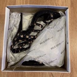 Wild Diva lounge Heels Size 7 NEW