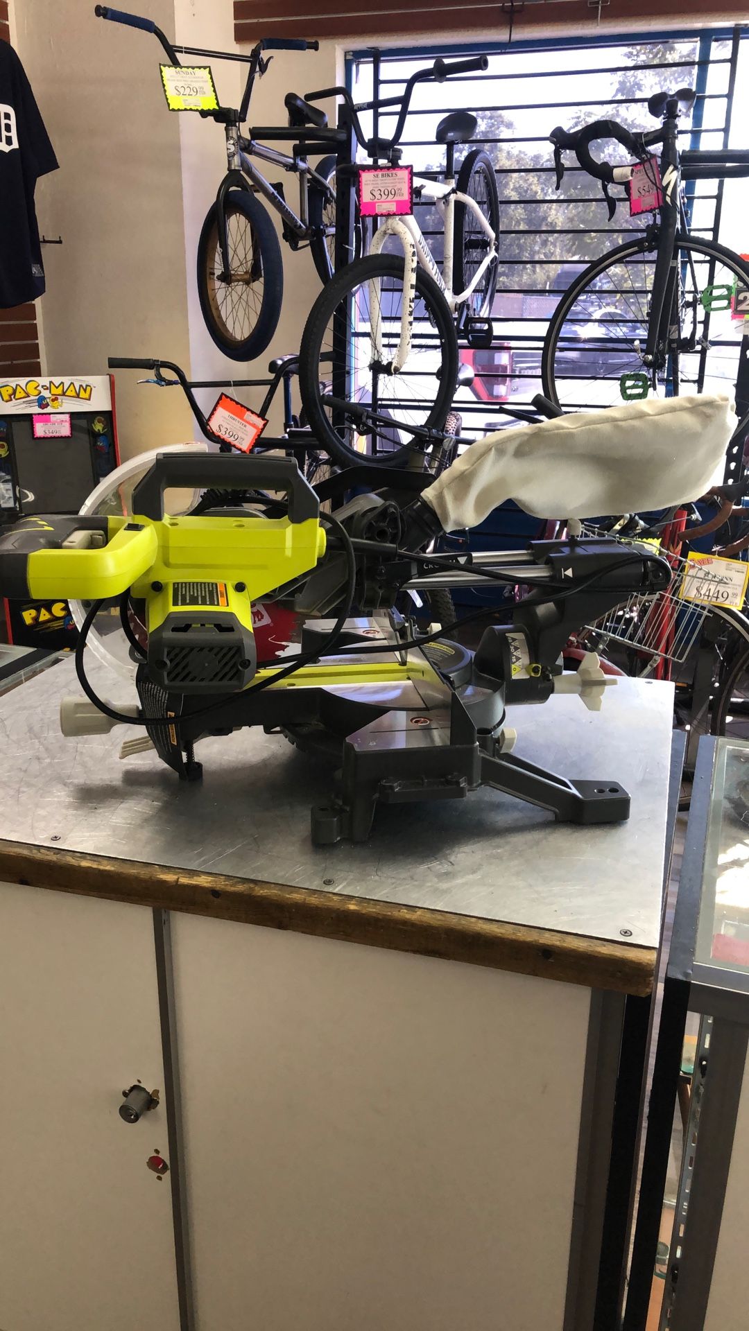 96091 Ryobi TSS702 Sliding Compound Miter Saw 587468