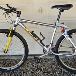 1996 GT Lts-2 Full Suspension 19 Inch Large Frame Mountain Bike