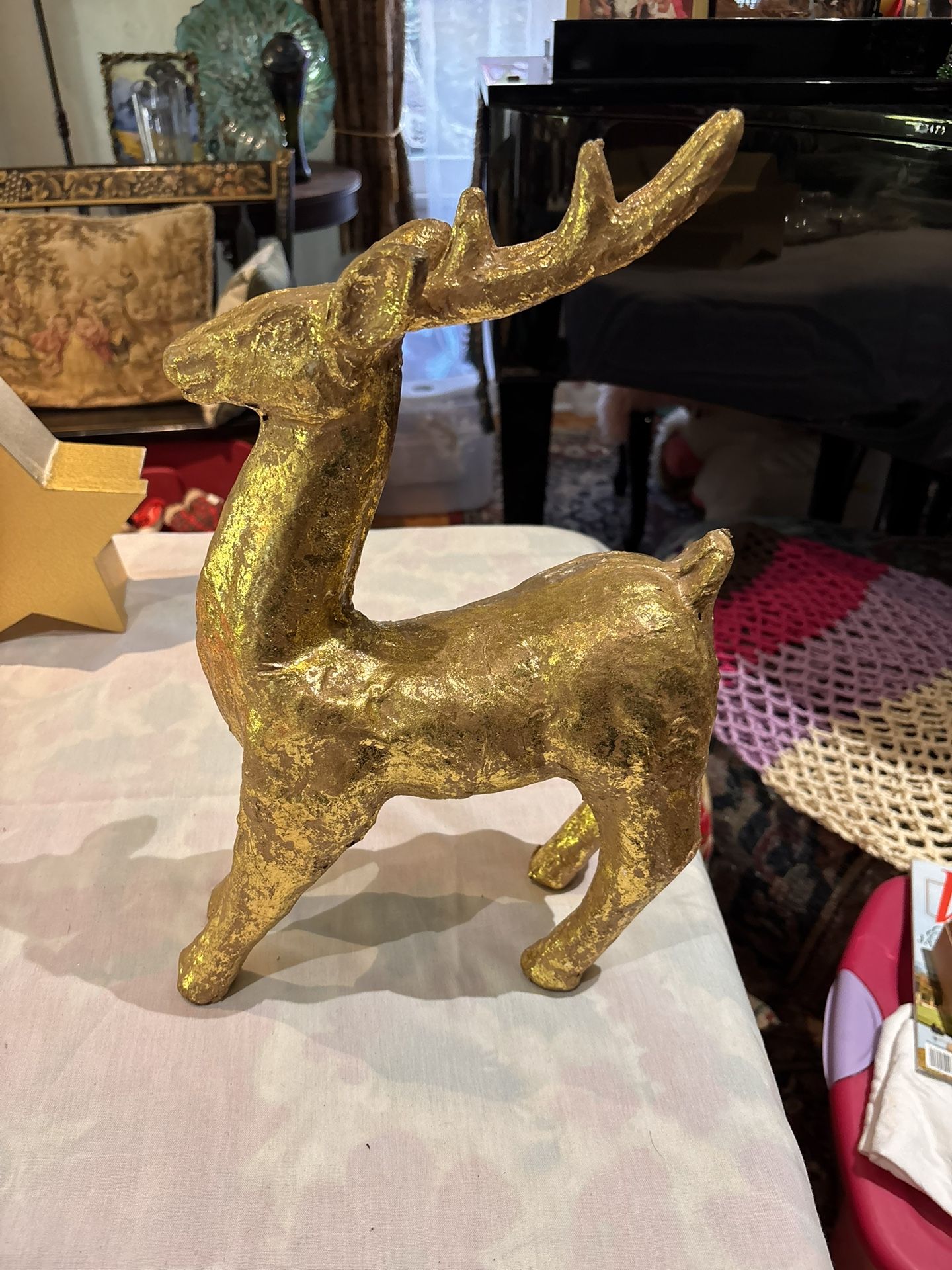 Christmas decor gold reindeer light not heavy