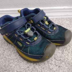 Keen Athletic Shoes, Low Targhee US 11